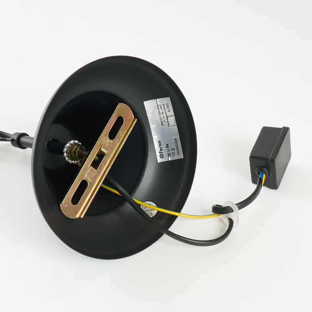 FERON Светильник садово-парковый PL715 на цепочке 60W E27 230V, черный 48386 FERON Светильник садово-парковый PL715 на цепочке 60W E27 230V, черный 48386