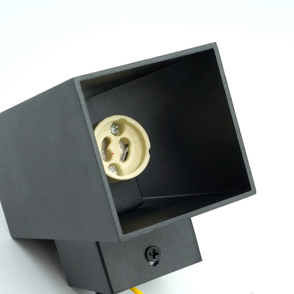 FERON Светильник настенный ML1740 QUAD MR16 35W, 230V, 2*GU10, чёрный IP20 48427 FERON Светильник настенный ML1740 QUAD MR16 35W, 230V, 2*GU10, чёрный IP20 48427