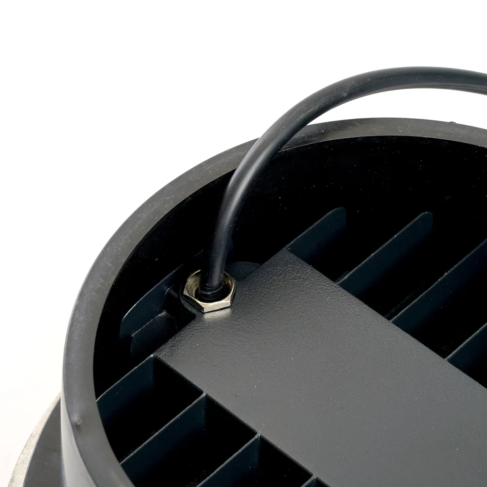 FERON Светодиодный светильник тротуарный (грунтовый) SP2804, 20W, AC/DC12V, низковольтный, 4000K, металлик, IP67 48454 FERON Светодиодный светильник тротуарный (грунтовый) SP2804, 20W, AC/DC12V, низковольтный, 4000K, металлик, IP67 48454