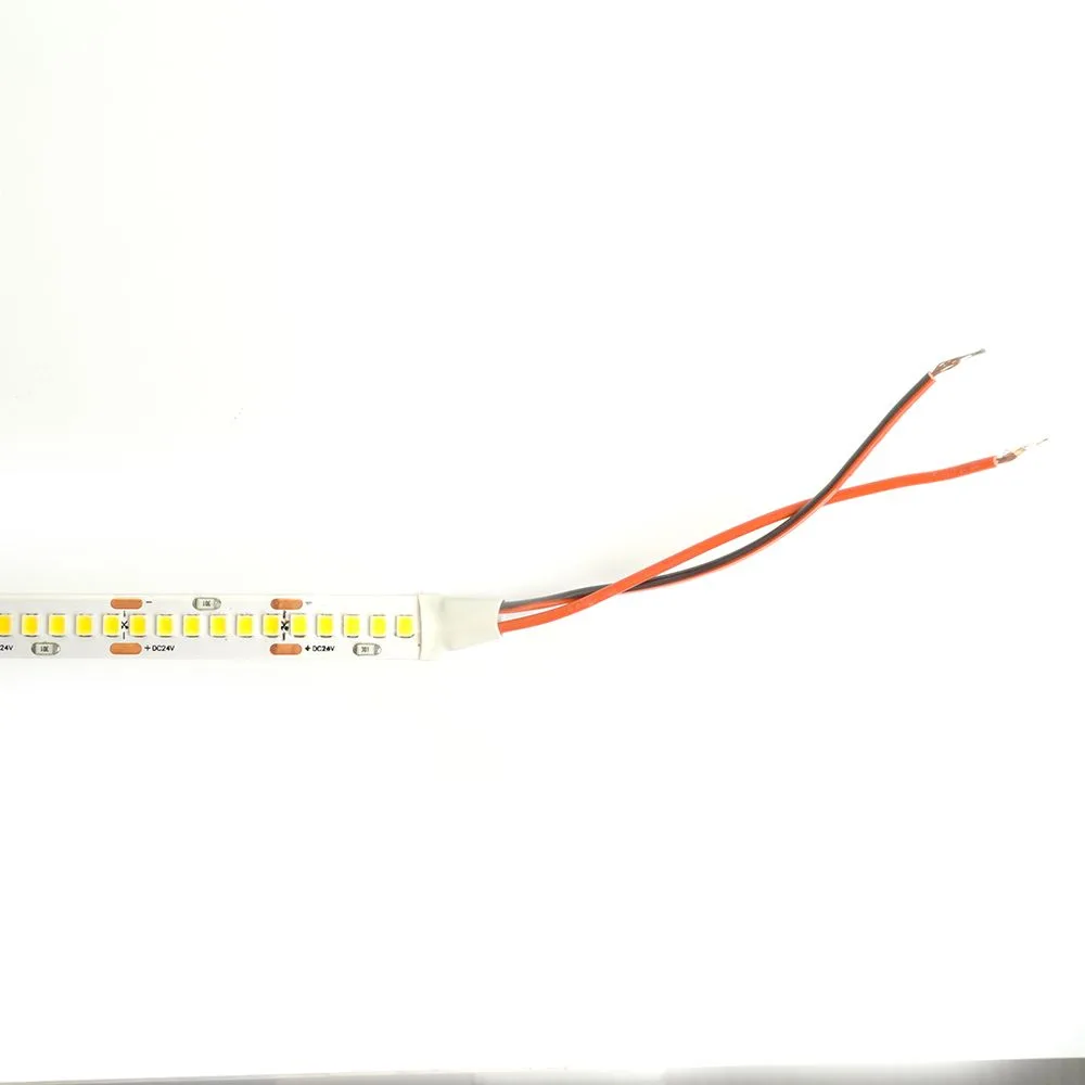 FERON Светодиодная LED лента LS503 240SMD(2835)/м 22Вт/м 24V 5000*10*1.22мм 6000К, IP20 FERON Светодиодная LED лента LS503 240SMD(2835)/м 22Вт/м 24V 5000*10*1.22мм 6000К, IP20