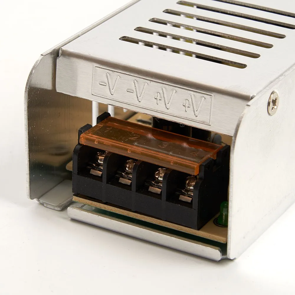 FERON Трансформатор электронный для светодиодной ленты 200W 12V (драйвер), LB009 Артикул 21498 FERON Трансформатор электронный для светодиодной ленты 200W 12V (драйвер), LB009 Артикул 21498