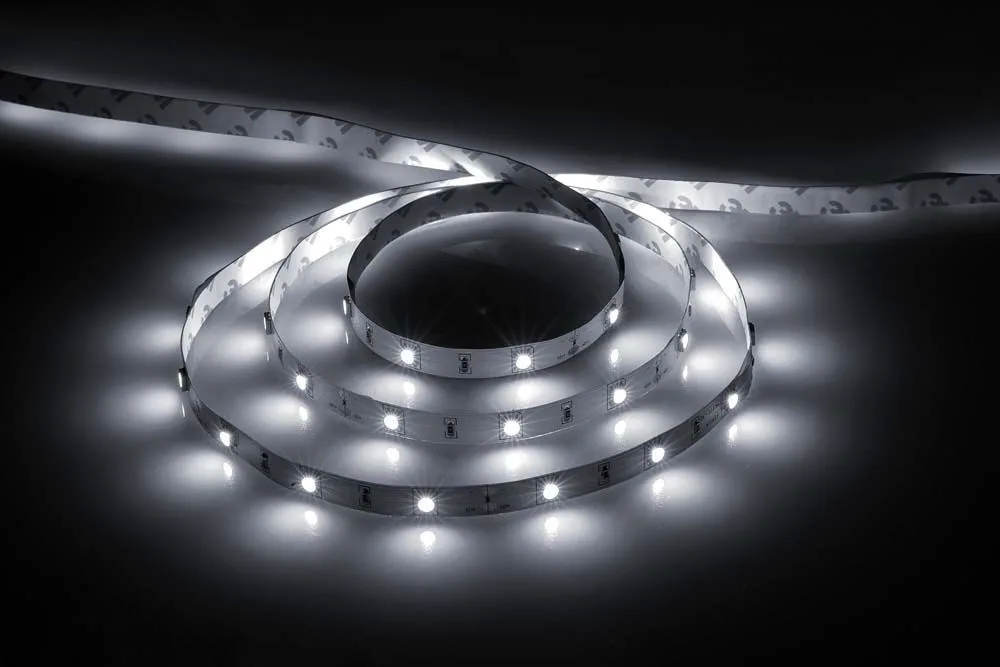 FERON Cветодиодная LED лента LS606, 30SMD(5050)/м 7.2Вт/м 5м IP20 12V 6500K Артикул 27641 FERON Cветодиодная LED лента LS606, 30SMD(5050)/м 7.2Вт/м 5м IP20 12V 6500K Артикул 27641