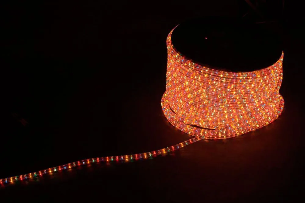 FERON Дюралайт светодиодный LED-F3W 3-х жильный , синий-красный 2,88Вт/м 72LED/м 50м 220V артикул 26210 FERON Дюралайт светодиодный LED-F3W 3-х жильный , синий-красный 2,88Вт/м 72LED/м 50м 220V артикул 26210