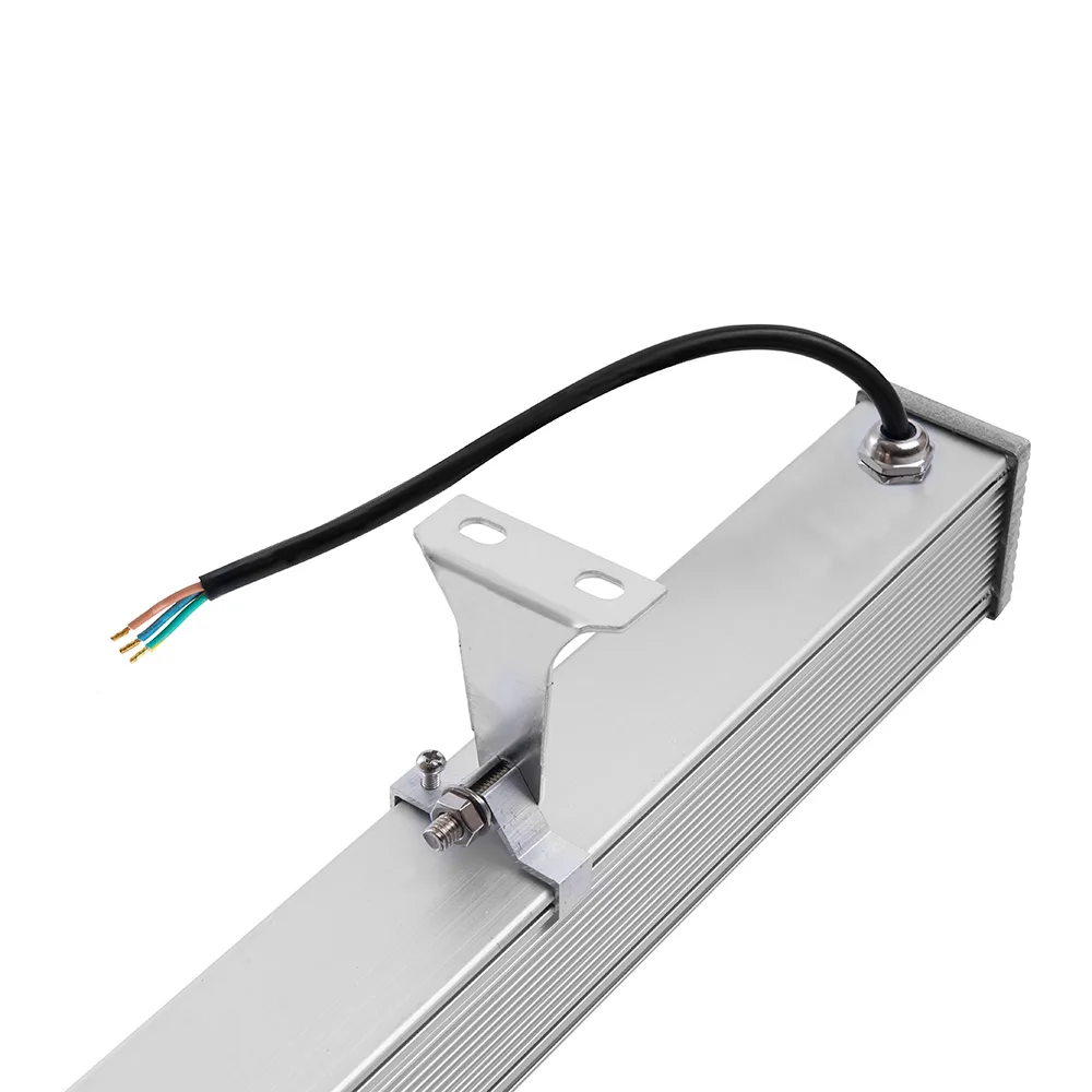 FERON Светодиодный линейный прожектор для подсветки стен LL-889 18W RGB 85-265V IP65 32156 FERON Светодиодный линейный прожектор для подсветки стен LL-889 18W RGB 85-265V IP65 32156