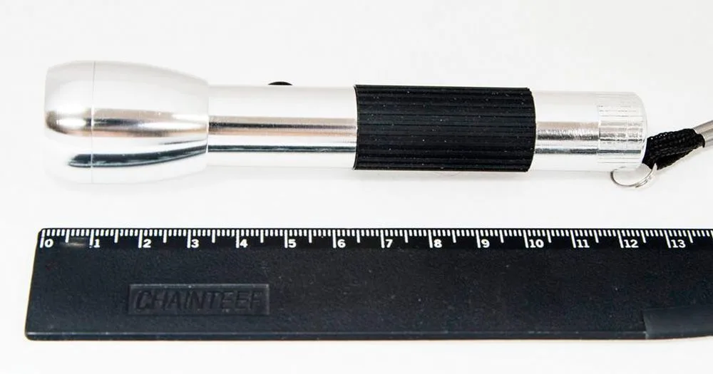FERON Фонарь 0,9W (0.3Wx3LED), металлик, TL033 12929 FERON Фонарь 0,9W (0.3Wx3LED), металлик, TL033 12929