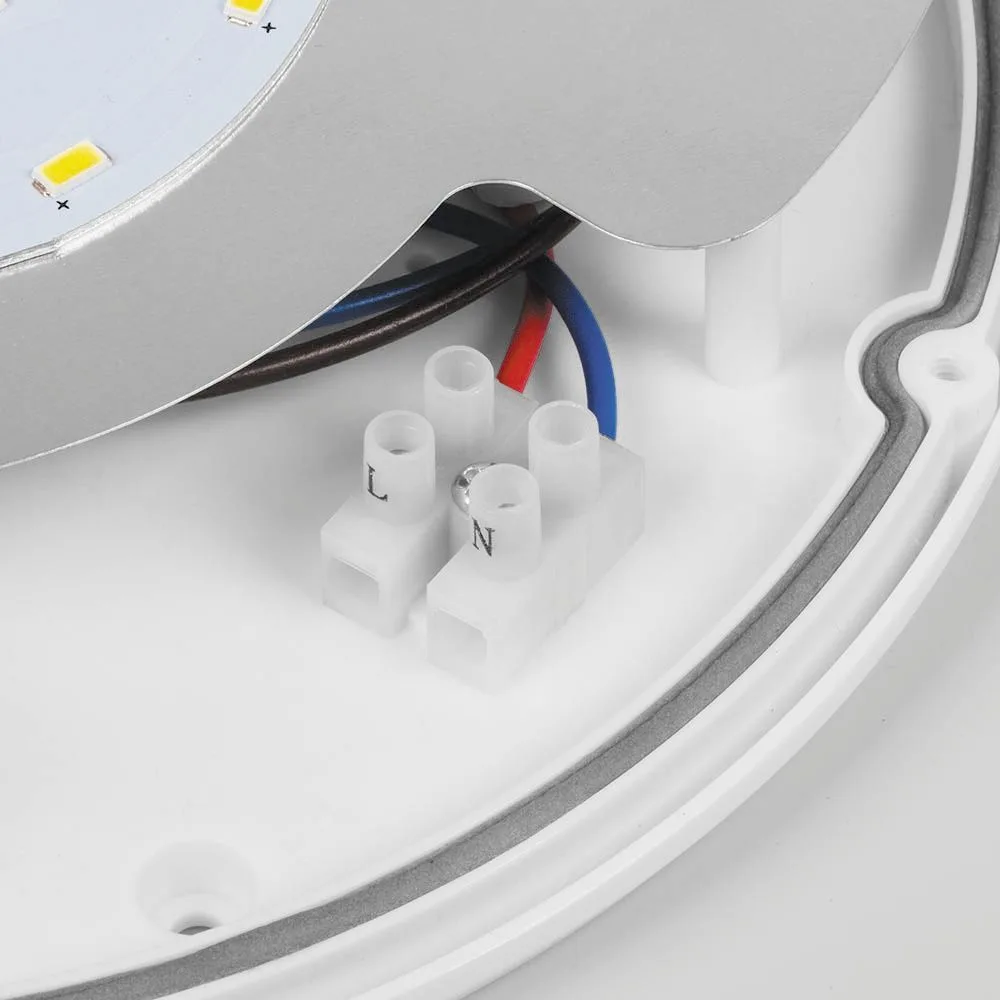 FERON Светильник пылевлагозащищённый 24LED, 12W, 4000K, в пласт. корпусе с датчиком, IP54, AL3004 28730 FERON Светильник пылевлагозащищённый 24LED, 12W, 4000K, в пласт. корпусе с датчиком, IP54, AL3004 28730