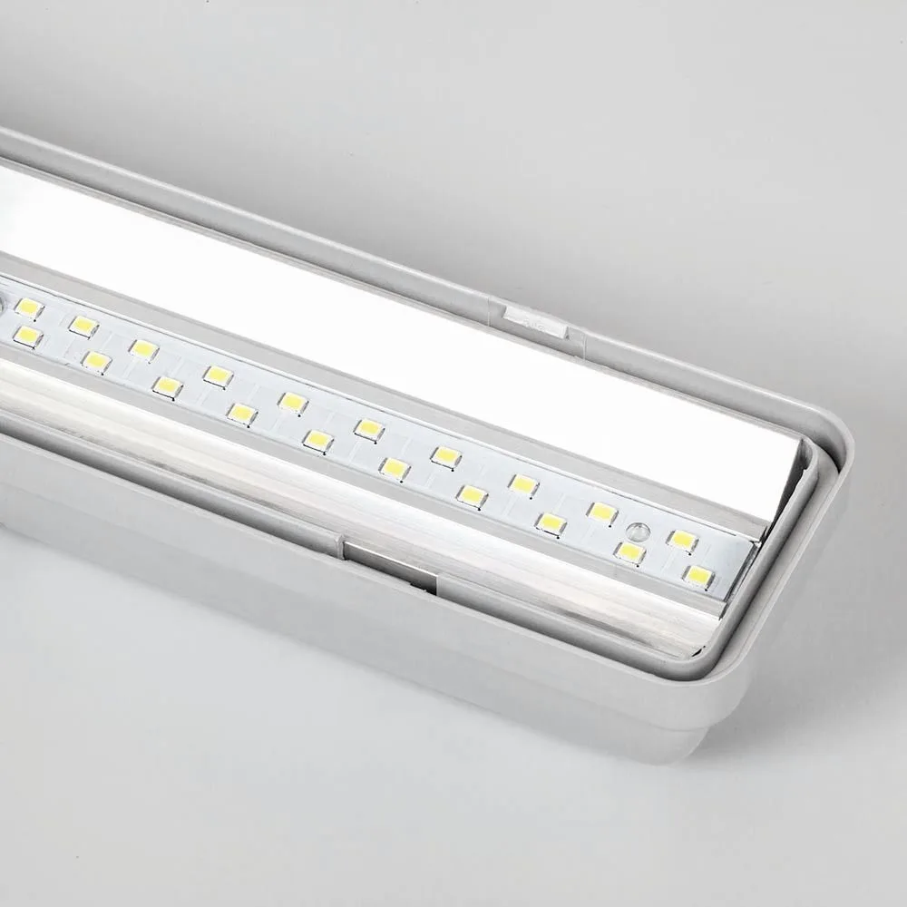 FERON Светодиодный светильник 90LEDs 4000K 18W в пластиковом корпусе IP65, AL5053 FERON Светодиодный светильник 90LEDs 4000K 18W в пластиковом корпусе IP65, AL5053