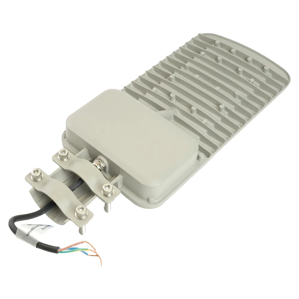 FERON Светодиодный уличный консольный светильник SP3050 80W 5000K 230V, серый 41266 FERON Светодиодный уличный консольный светильник SP3050 80W 5000K 230V, серый 41266