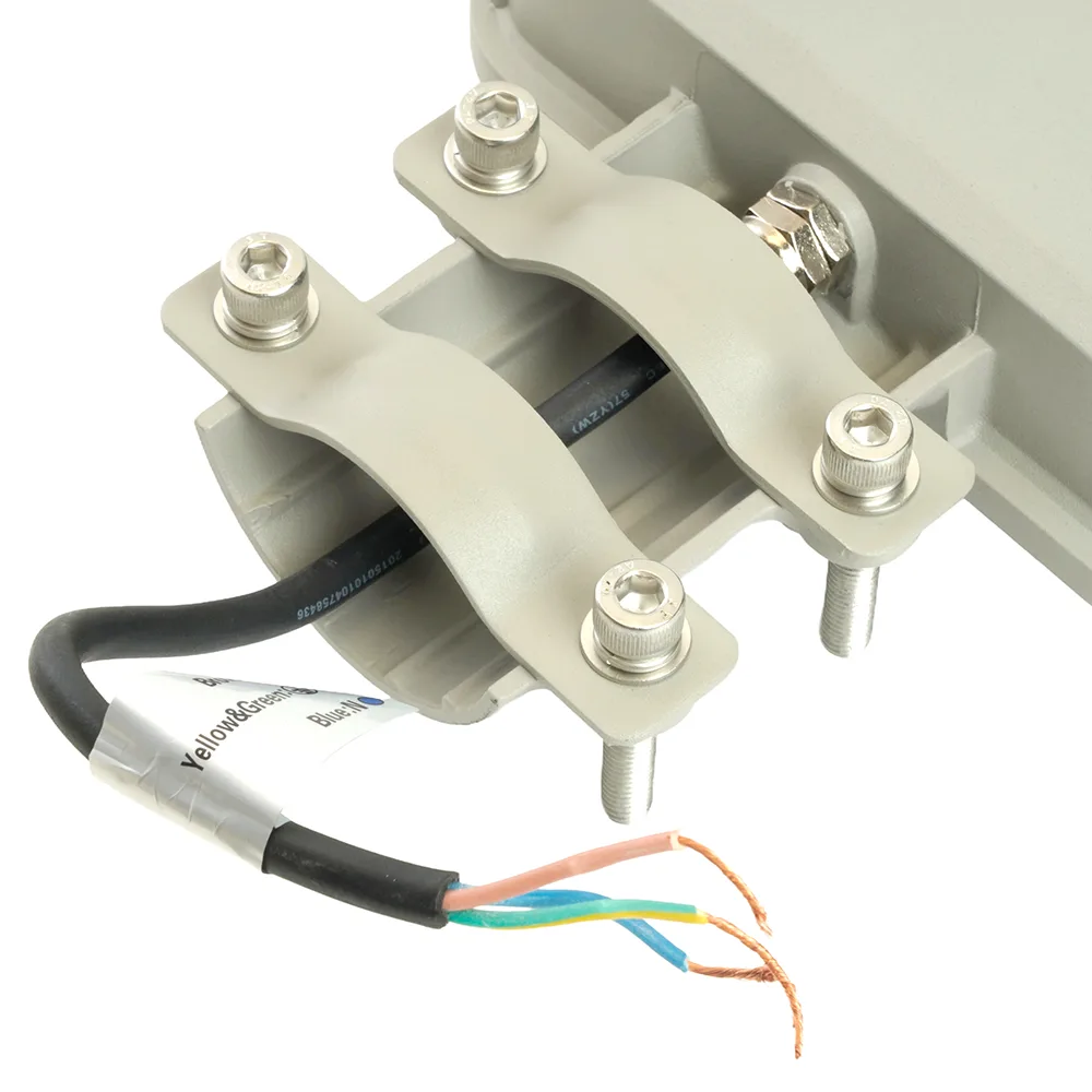 FERON Светодиодный уличный консольный светильник SP3050 80W 5000K 230V, серый 41266 FERON Светодиодный уличный консольный светильник SP3050 80W 5000K 230V, серый 41266